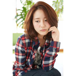伸ばしかけ大人かわいいセミディ