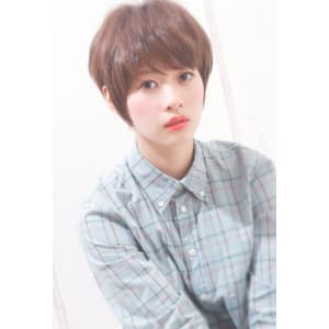 大人キレイなナチュラルショート　伸びても自然なヘアカラーS5