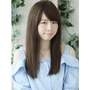 定番ロングに差がつく上品な艶感が魅力的ロング