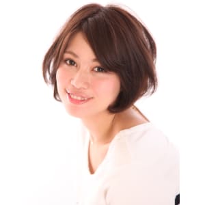 シンプルボブ　ツヤ感大切！！大人ナチュラルボブ