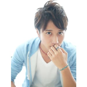 女子ウケと好感度を狙ったソフトウルフ。キムタクテイスト。