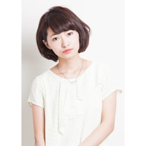 シンプルな耳かけボブ