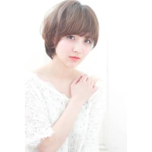 似合わせカットのナチュラルショート　小顔な前髪s42