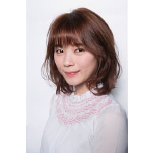 ふんわりカールのボリュームボブレイヤー