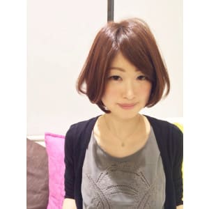 柔らかな暖色系大人ボブ
