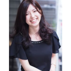 『ROJI』真夏の媚びないダークトーンヘア