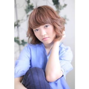 大人可愛い小顔ひし形フレンチボブ