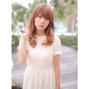 【La Bless】大人女子のひし形フォルム小顔ミディアム