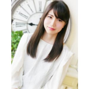 清純ナチュラルなストレートセミディ - hair jurer deux【ジュレドゥ】掲載中