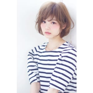 大人可愛いショートボブ