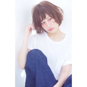 ラフなカールショートボブ　