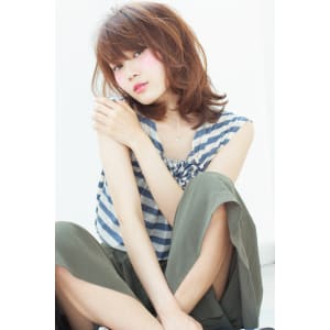 大人可愛い内巻きひし形ボブ　イノセントカラーベージュ