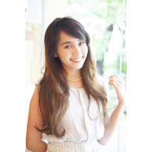 奇抜なスタイルではなくスタンダードヘアに挑戦