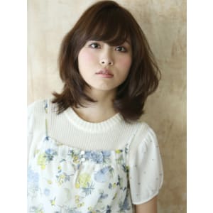 ショコラカラーでツヤ感アップ、上品な女らしさをゆる巻きで - 美容室 コミュニティサロン と和×美髪 巣鴨店【ビヨウシツ コミュニティサロントワ ビガミ スガモテン】掲載中