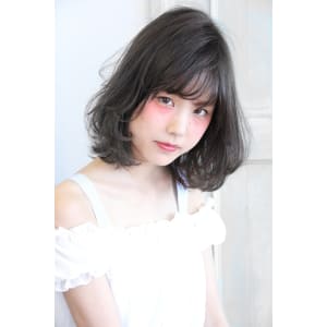 クラシックボブ　キュートボブ　ふんわりボブ　スタイル