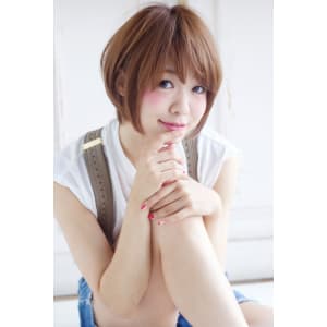乾かすだけで簡単スタイリング大人ショート　M１２５