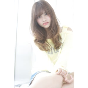 大人可愛いロングカジュアルカール簡単スタイリングパーマ
