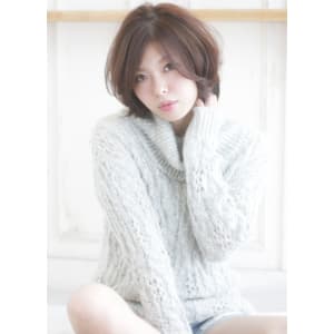 簡単スタイリング♪大人可愛いニュアンスパーマショートボブ