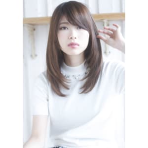 大人可愛いひし形セミディ　ナチュラルストレート