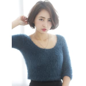 ゆるやかパーマでお手入れ楽チンな上品ボブ