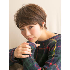 小顔にみえる大人おしゃれエアリーショート