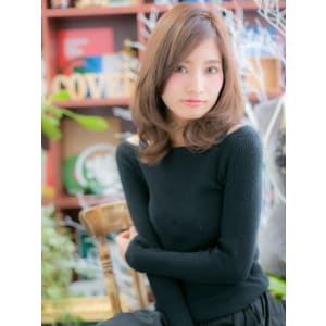 大人女子のこなれ感”エフォートレス”ミディb