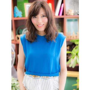 流し前髪で大人レディ抜け感セミディb