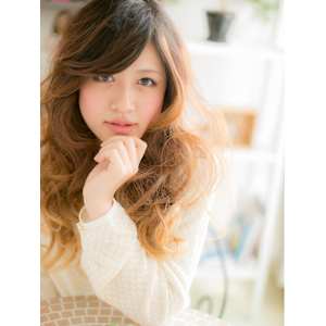 アレンジ幅UP！‥甘くないウェーブロングb