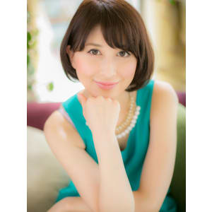 耳かけもオシャレ♪フェミニン大人ボブa
