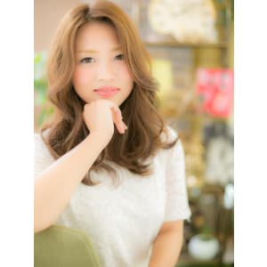 大きめカールが可愛い☆甘すぎないロングａ