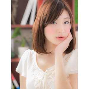 【まっすぐストレート】キレイなお姉さん風♪ナチュセミディ