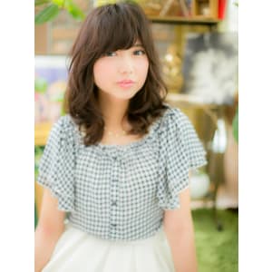 巻き髪セミロングb