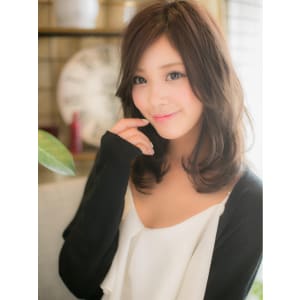 『ツヤ色ダークカラー』‥で☆ゆるふわセミディ