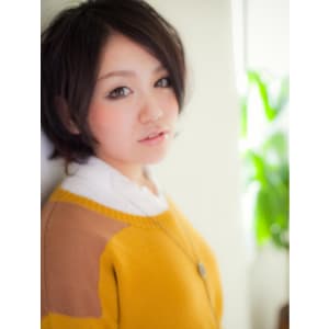 黒髪が映える、小顔ショート2