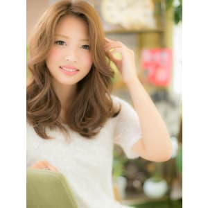 大きめカールが可愛い☆甘すぎないロングａ