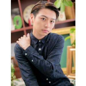 ”ツーブロックｘ七三”の好感モテショートa