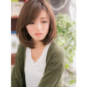 透け感カラーで大人ミディａ