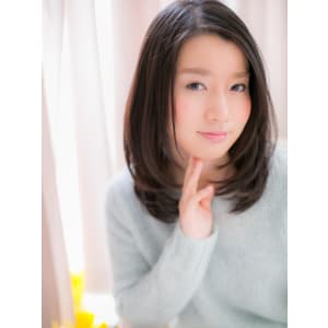 【黒髪・暗髪style】透明感際立つ☆ツヤセミディ