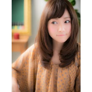 2種のパーマで叶える自然体なふんわりロング