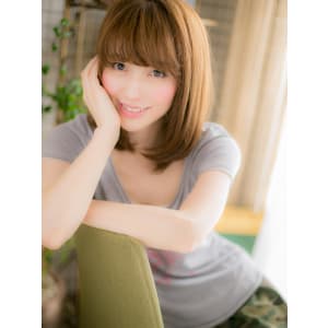 甘く知的な表情にワンカールストレートa