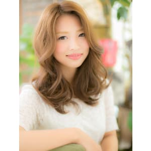 大きめカールが可愛い☆甘すぎないロングａ
