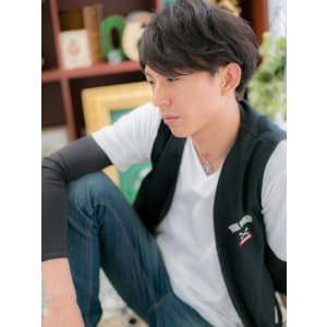 ビジネスシーンでも！正統派ツーブロックa