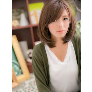 透け感カラーで大人ミディａ