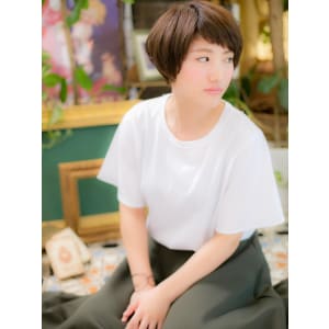 ”モード感”をプラスしたナチュラルショートｂ