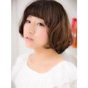 外国映画の女の子みたいな、ガーリィボブ