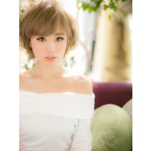 耳かけも可愛い★フェミニンショートb