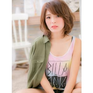 【鎖骨ミディ...うねりカールで女っぽさ底上げ】