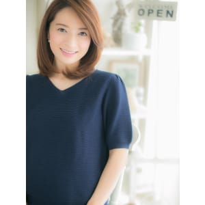 ストレートミディで美人度ＵＰ♪b
