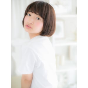 コンパクトなフォルムで狙う&小顔見せ&ボブ