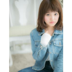 【ぱっつんバング】ショートバングで《甘辛ミディ》